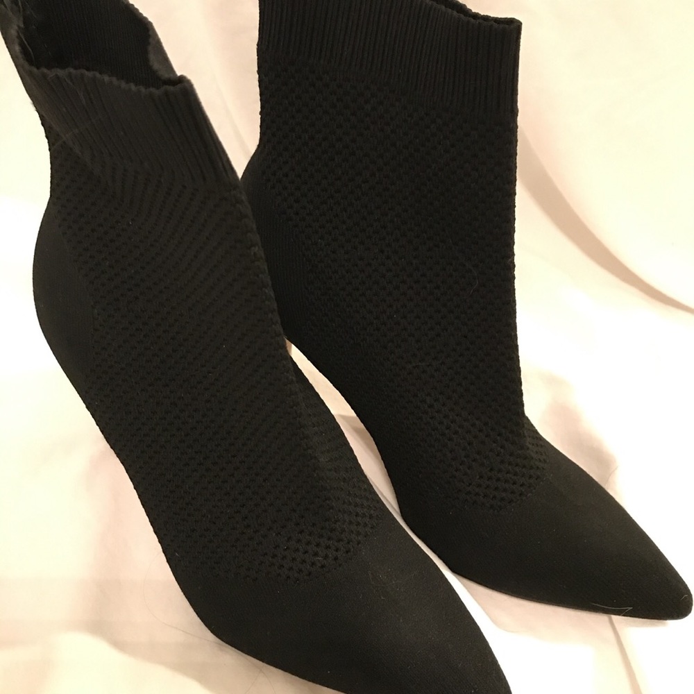 Knit high heel boots